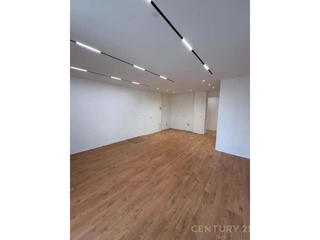 APARTAMENT 2+1+2 ME QIRA PER ZYRA, TEK ISH-EKSPOZITA, TIRANE! - 3