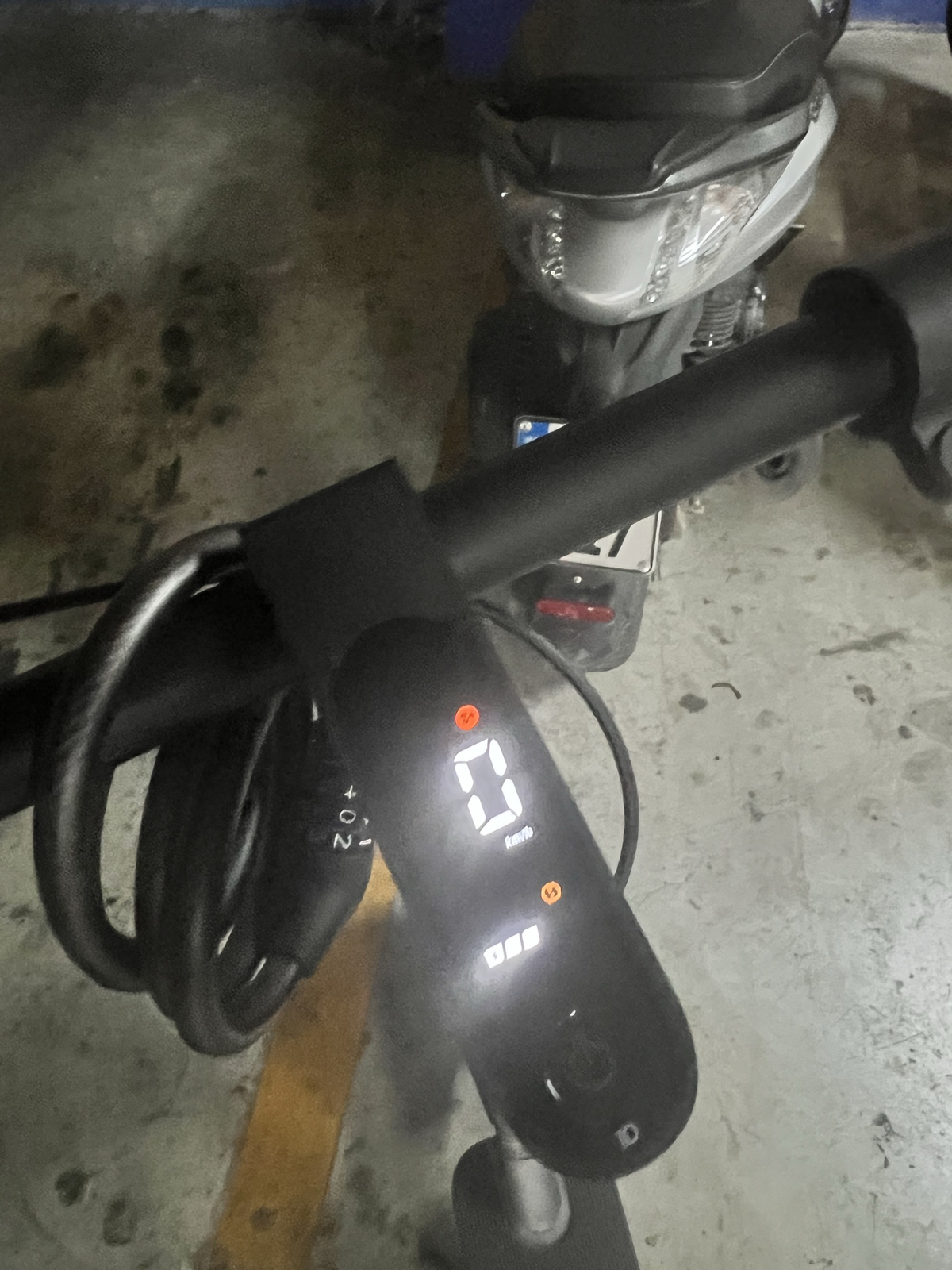 Okazion real!!Scooter elektrik Xiaomi Ultra 4 - 3