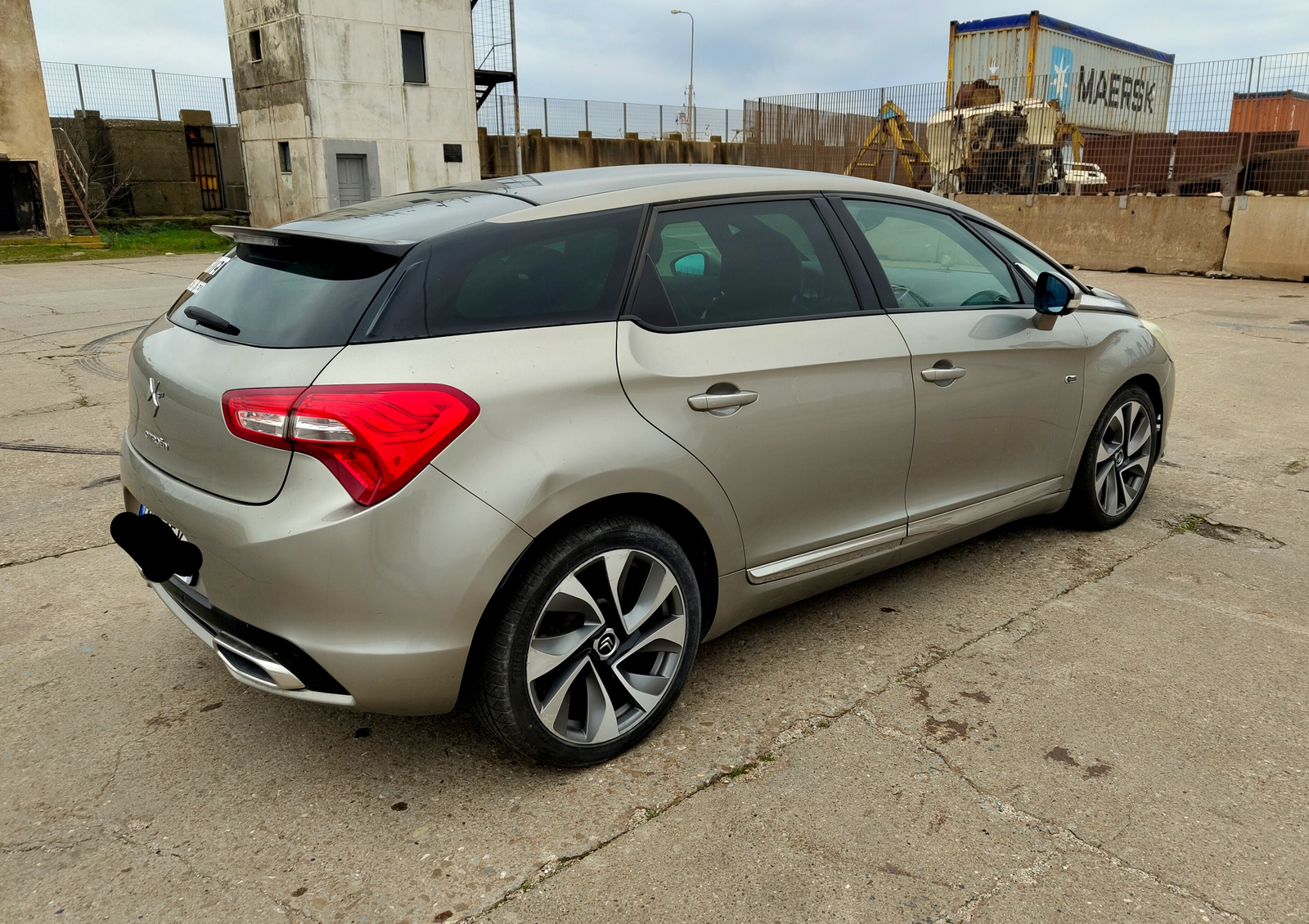 Citroen DS5 2.0 Nafte / Hibrid Panoramik - 2