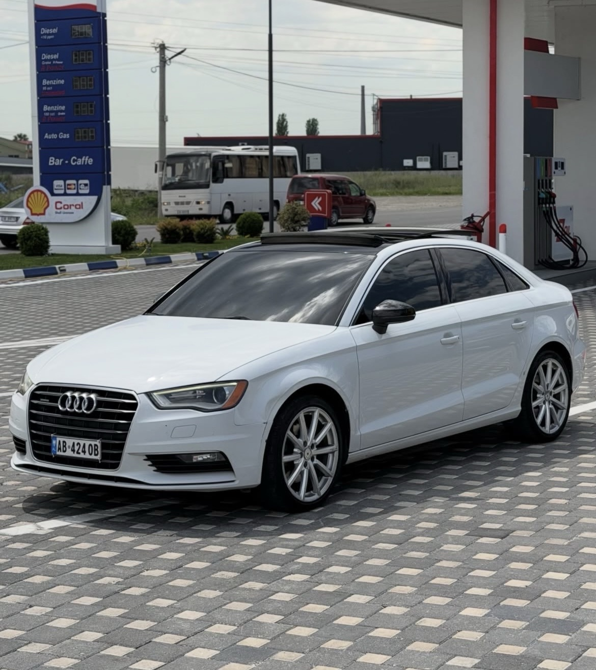 Audi a3 s-line 2015 2.0 tfsi benzin gaz - 1