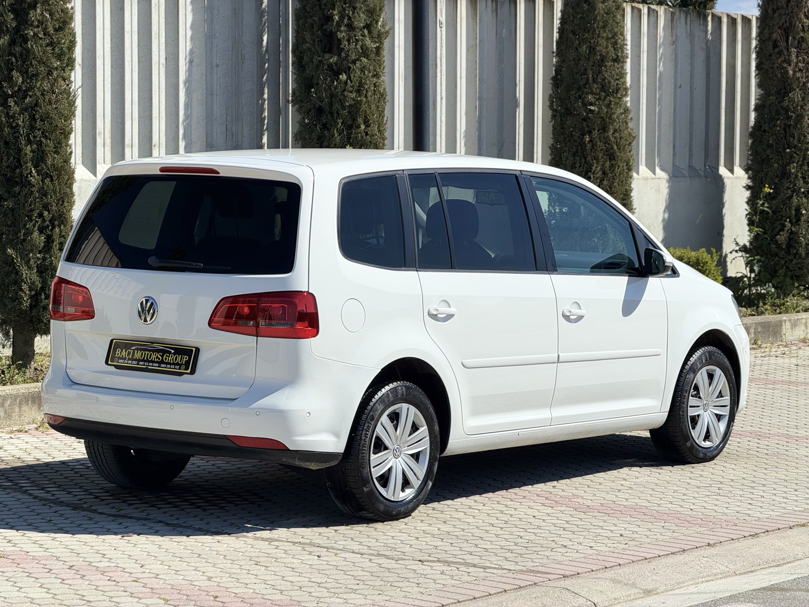 VOLKSWAGEN TOURAN 2.0 DIESEL. AUTOMATIKE 2013 - 3