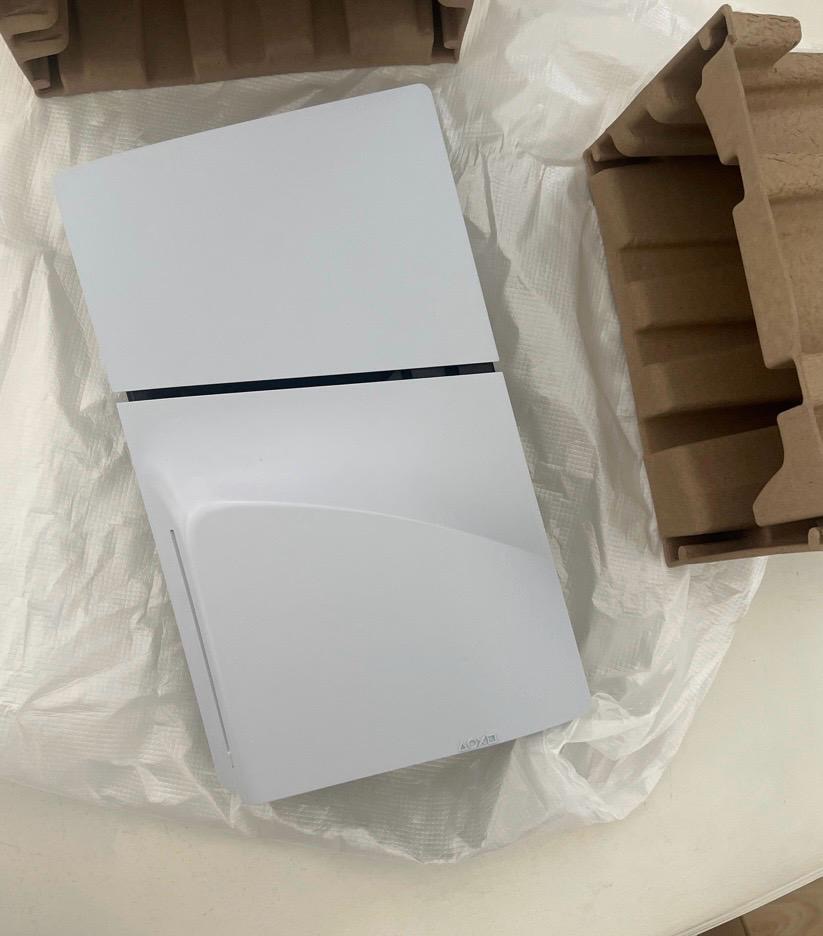 PlayStation 5 - 5