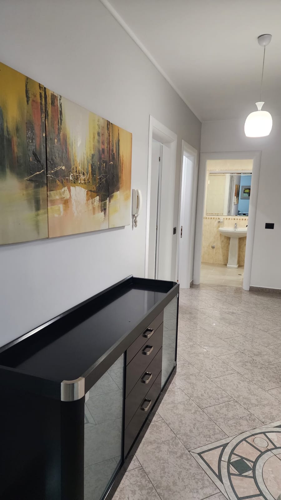 Jepet apartament 2+1+2 me qira – ngjitur me Ambasadën Amerikane ! - 10