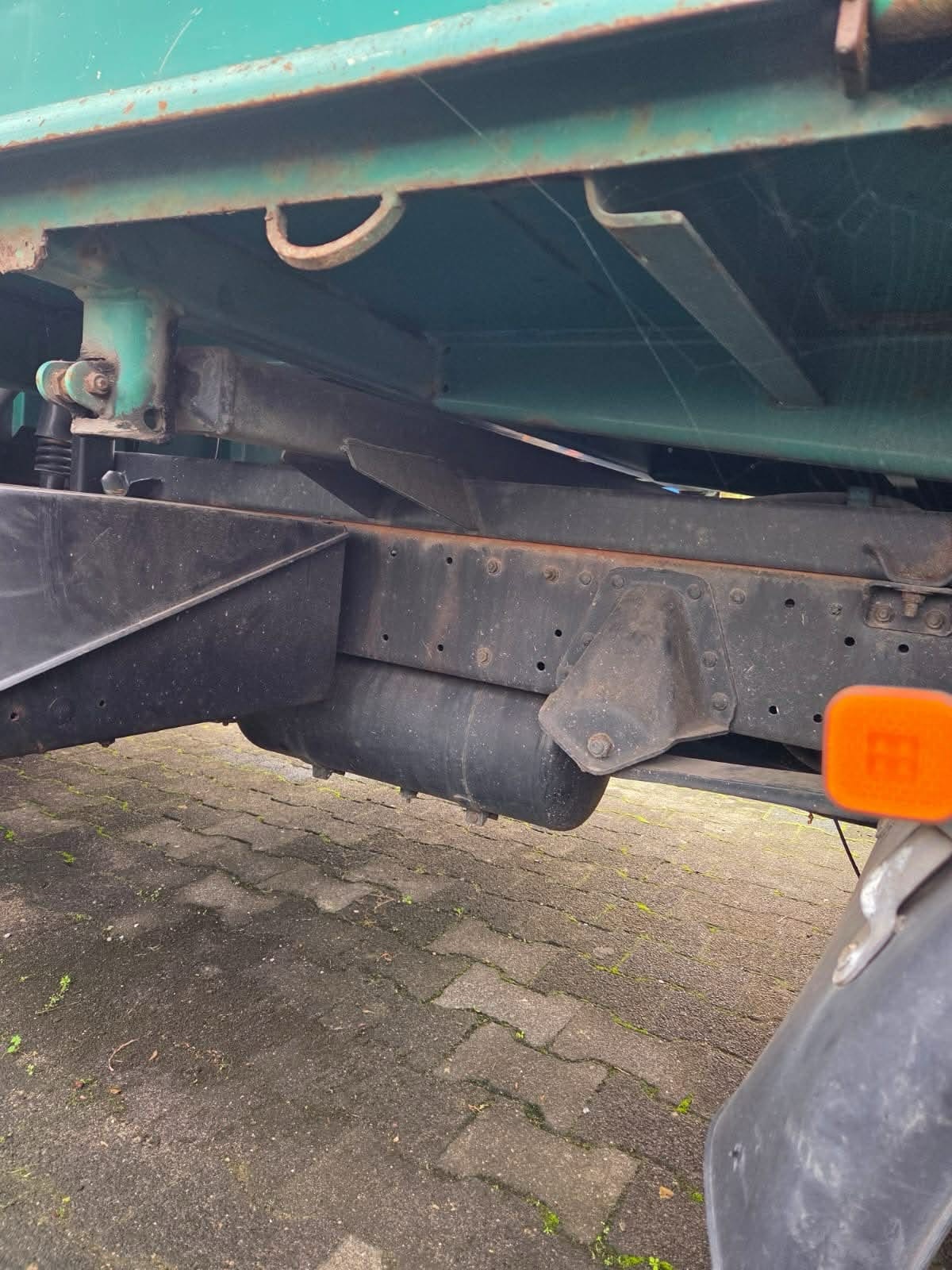 🚛 MAN 2004 – KIPER 📅 Viti: 2004 📍 169,000 km të kaluara ⚙️ Kiper – funksional dhe i gatshëm për - 1