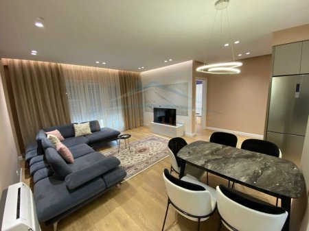 Qera, Apartament 2+1+2, Rruga e Dibrës, Hotel Melia.