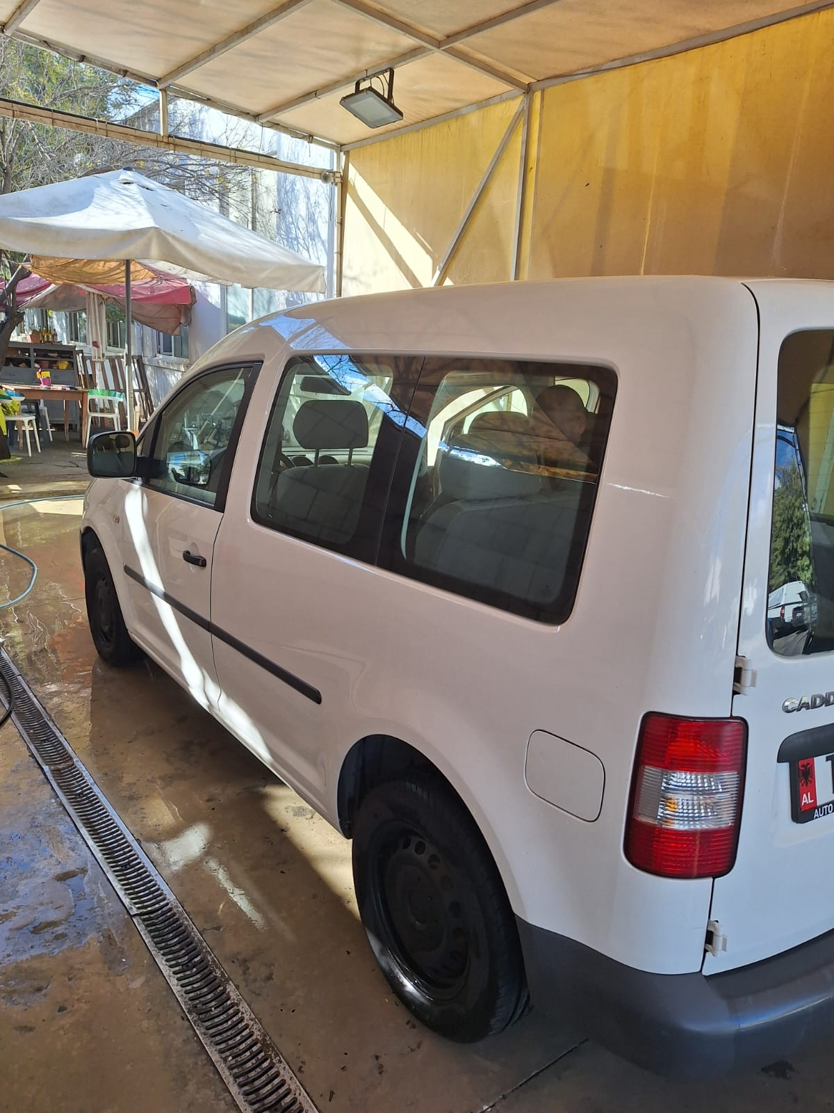 VW CADDY 2.0 SDI 2011 , 124.000 KM - 1