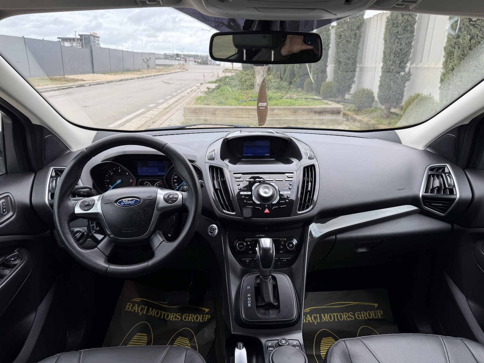 FORD KUGA 2.0 DIESEL. AUTOMATIKE 2013 - 8