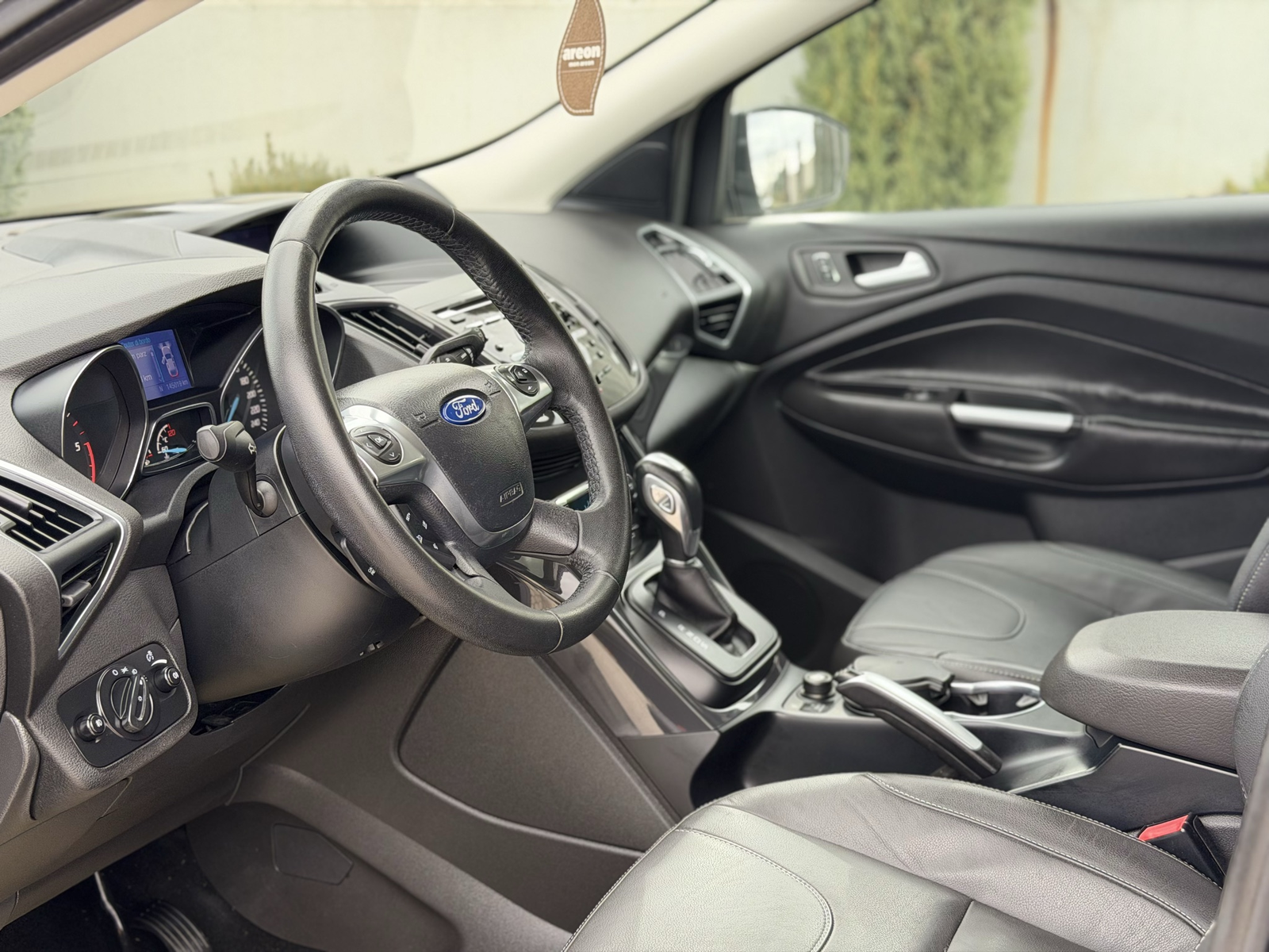 FORD KUGA 2.0 DIESEL. AUTOMATIKE 2013 - 7