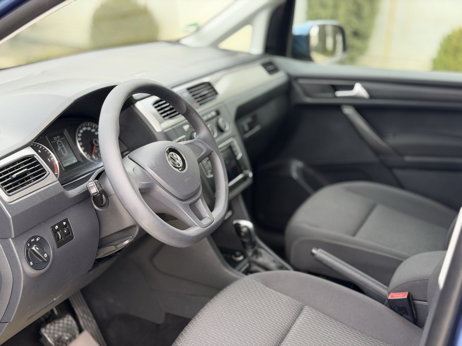 VOLKSWAGEN CADDY 2.0 DIESEL. AUTOMATIKE 2020 - 6