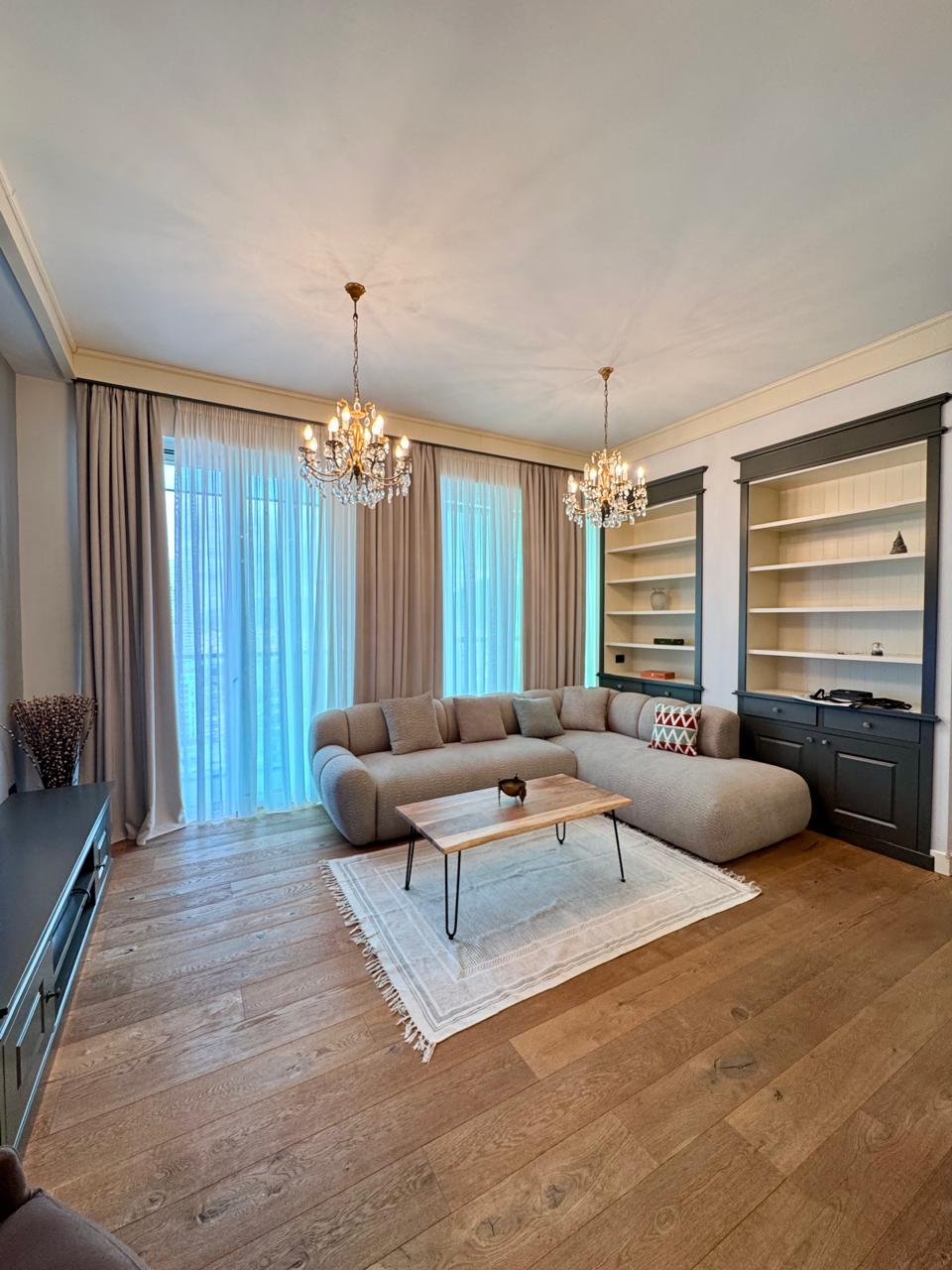 Jepet me qira apartament 2+1+Post Parkimi tek Ambasador 3!! - 1