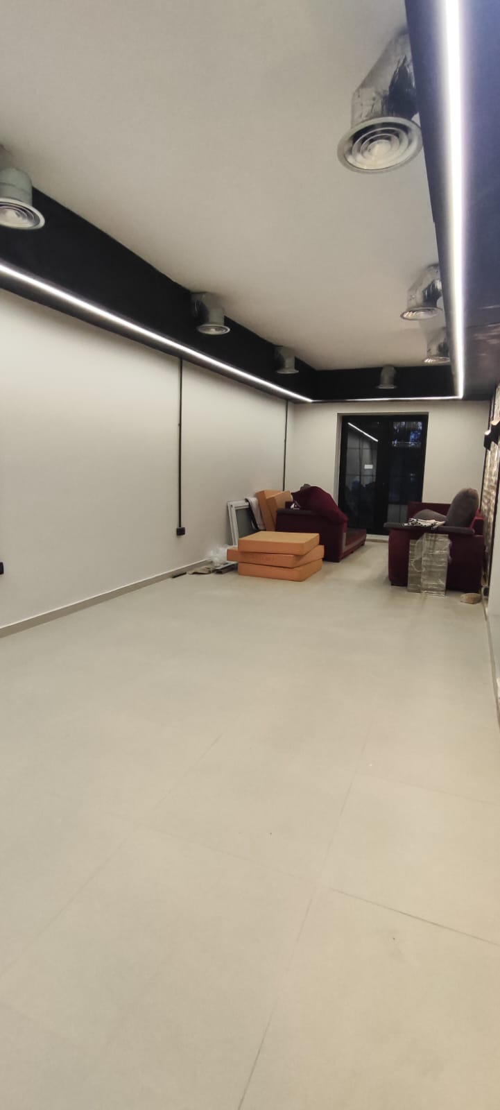 🏢✨ JEPET ME QIRA AMBIENT BIZNESI / BANIM – VASIL SHANTO, TIRANË ✨🏠 - 1