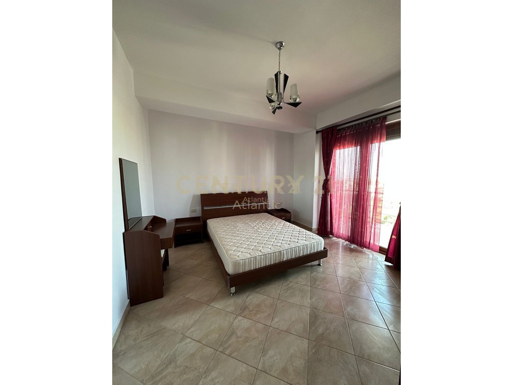 Apartament 1+1 ME PAMJE DETI Për Shitje në Plazh, Durrës ! 90,000 € - 8