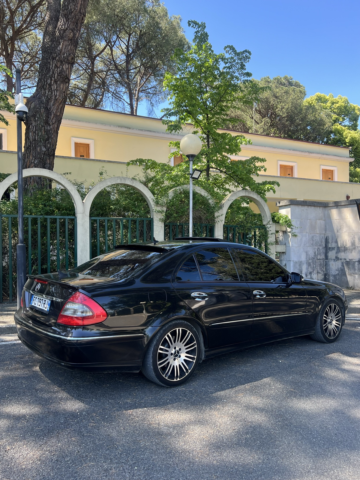 W211 2008 evo 220 cdi full option 🇨🇭 - 4