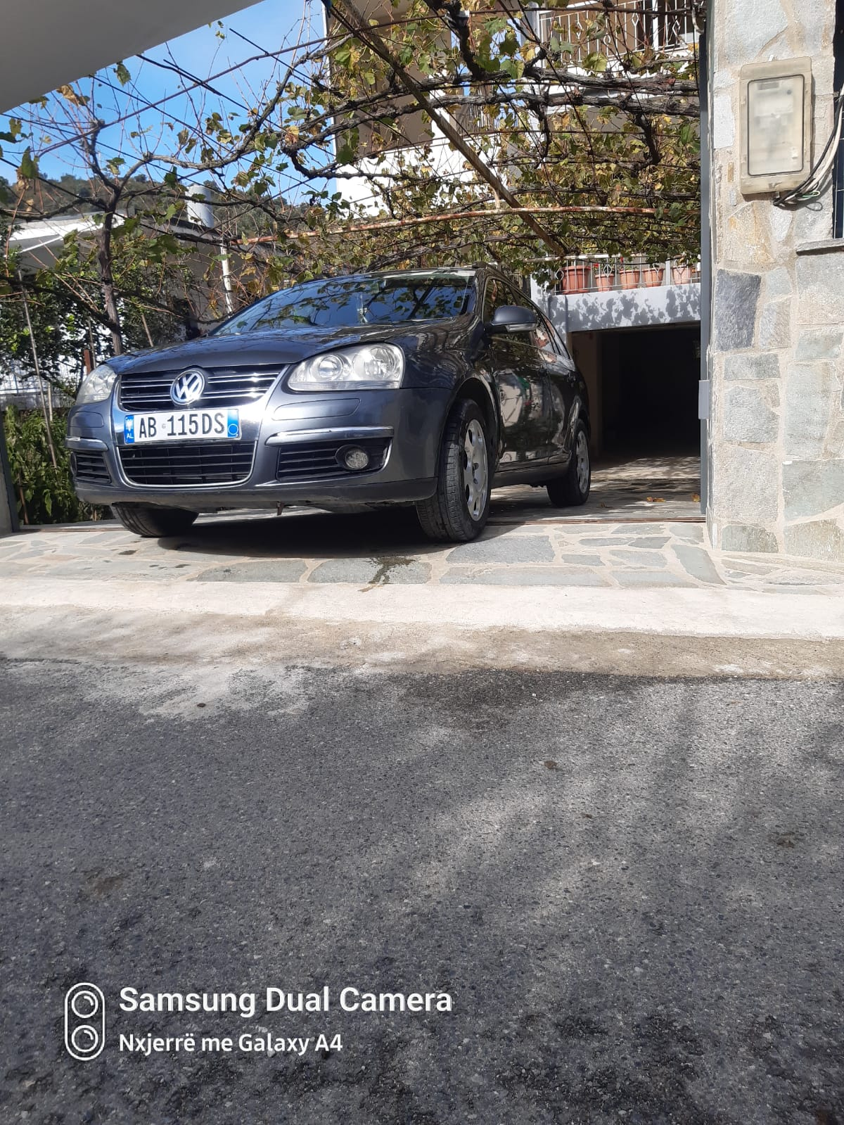 Shitet Golf 5 viti 2008 1.6 Benzinë Gas 3000€ - 8