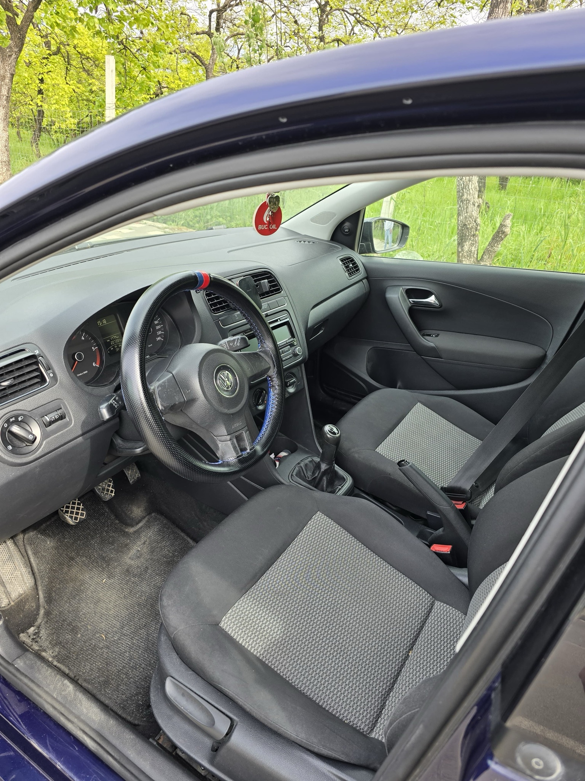 Volkswagen - 5