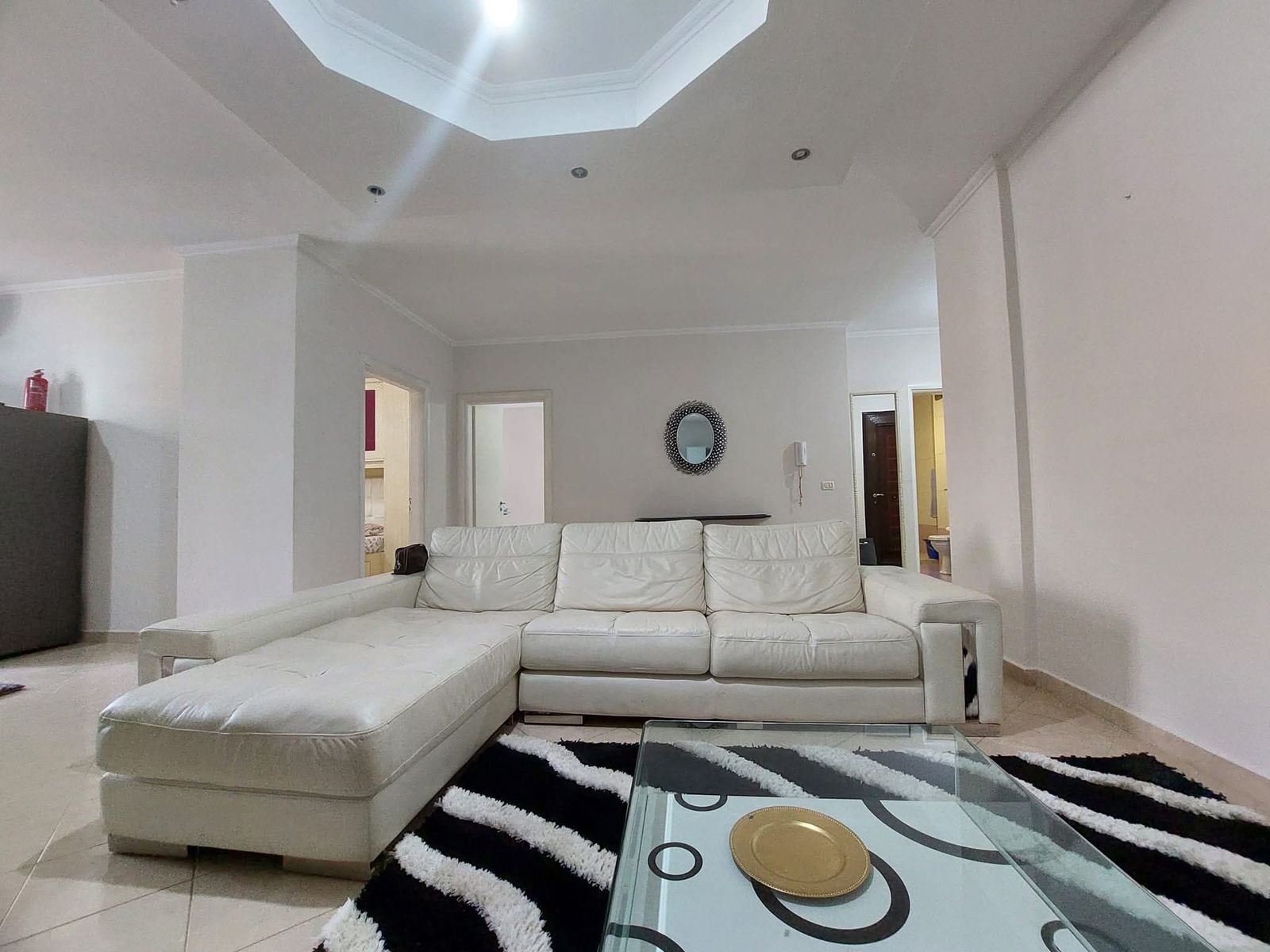 Shitet Apartament 2+1 + Garazh i Mbyllur për 2 Makina . Astir - 3
