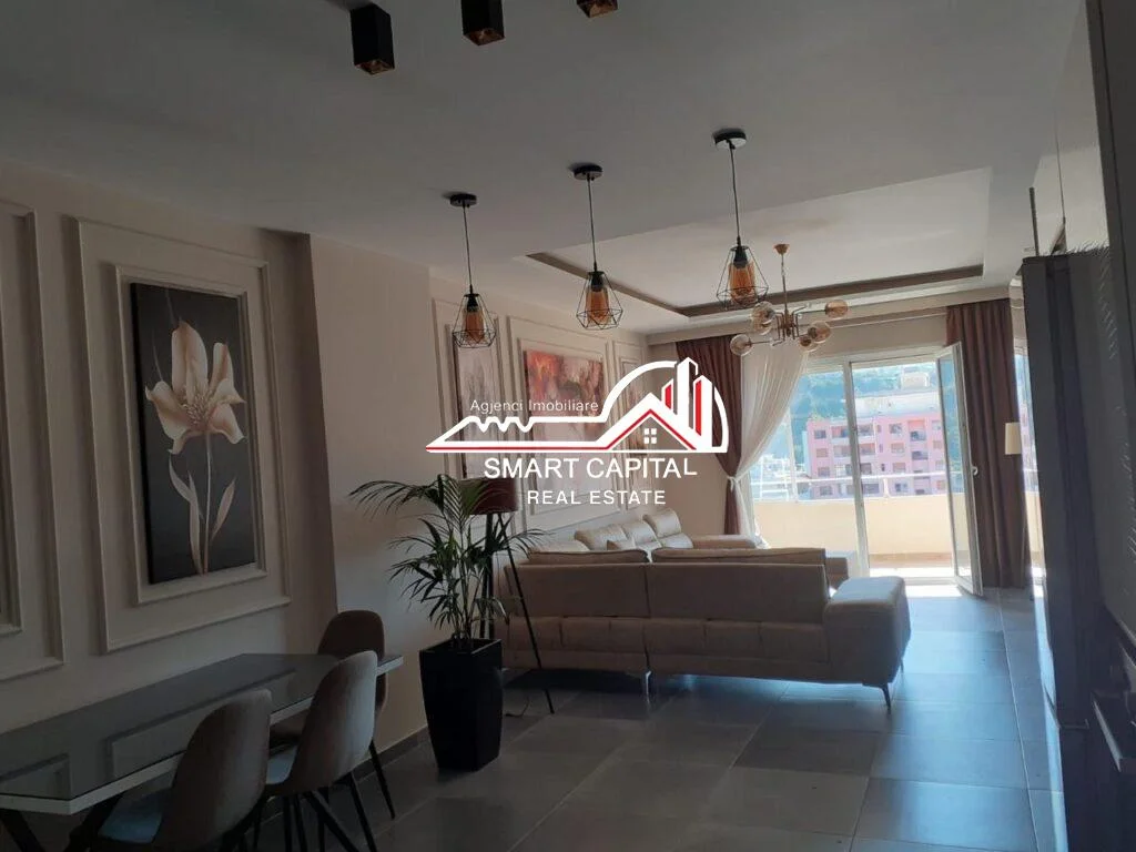 SHITET APARTAMENT 2+1 PRANË PASTIÇERI ELEZAJ,VLORË! - 3