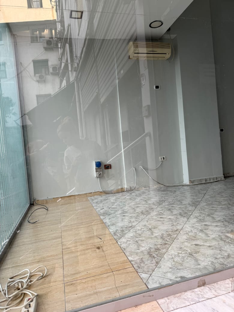 🏢 Shitet Ambient Biznesi Duplex pranë Concord Center - 4