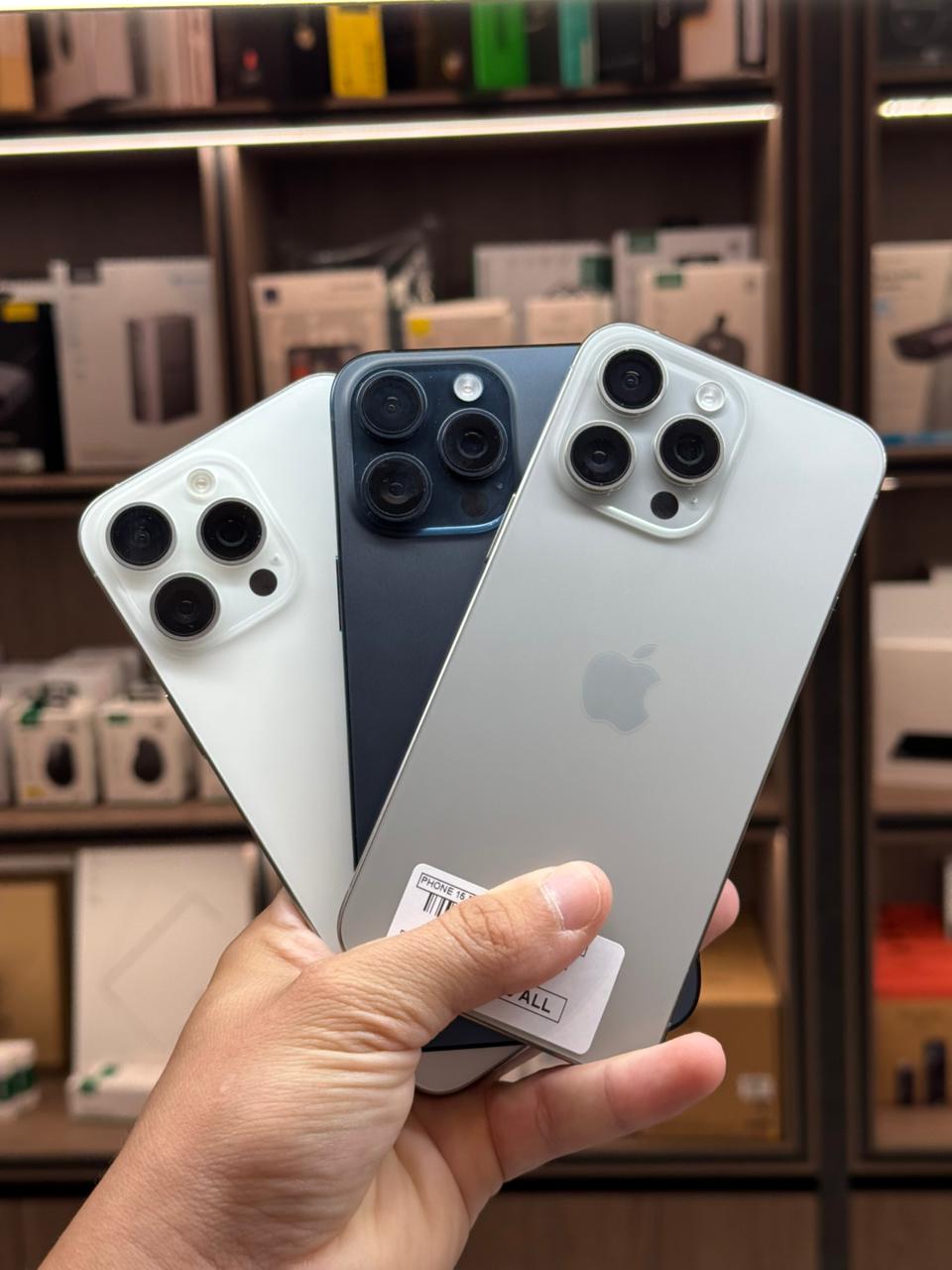 IPhone 15 Pro Max - 1