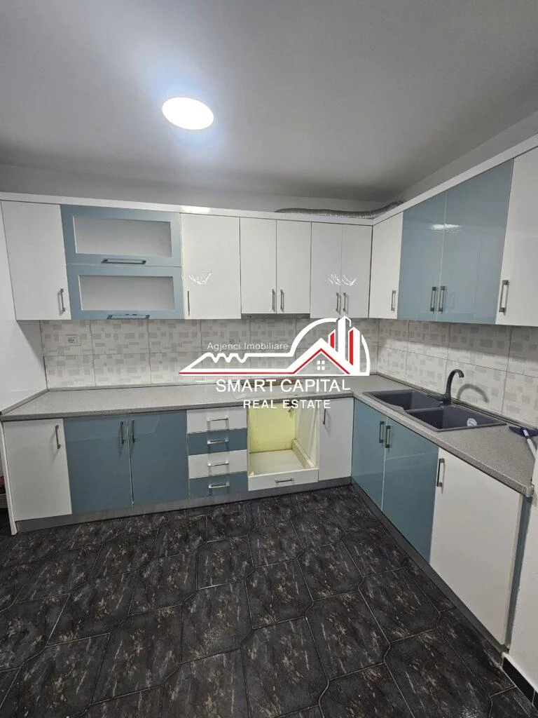 SHITET APARTAMENT 3+1 PAS HOTEL TOZO,KALI I TROJËS VLORË - 3