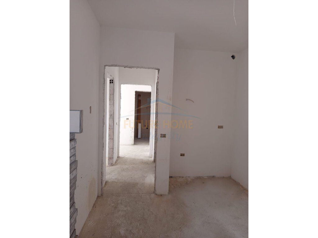 Shitet, Apartament 2+1+2+Post parkimi, Kompleksi Univers City, Tiranë. - 4