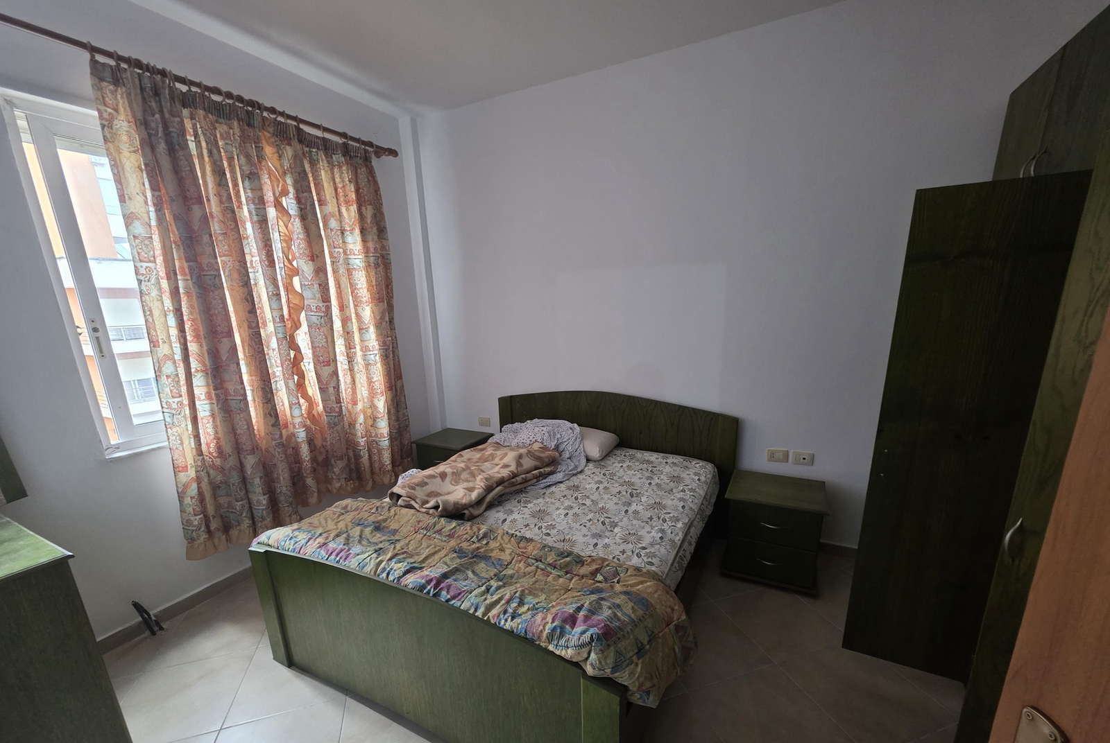Fresk jepet me qera apartament 1+1 i mobiluar. 330 mij leke