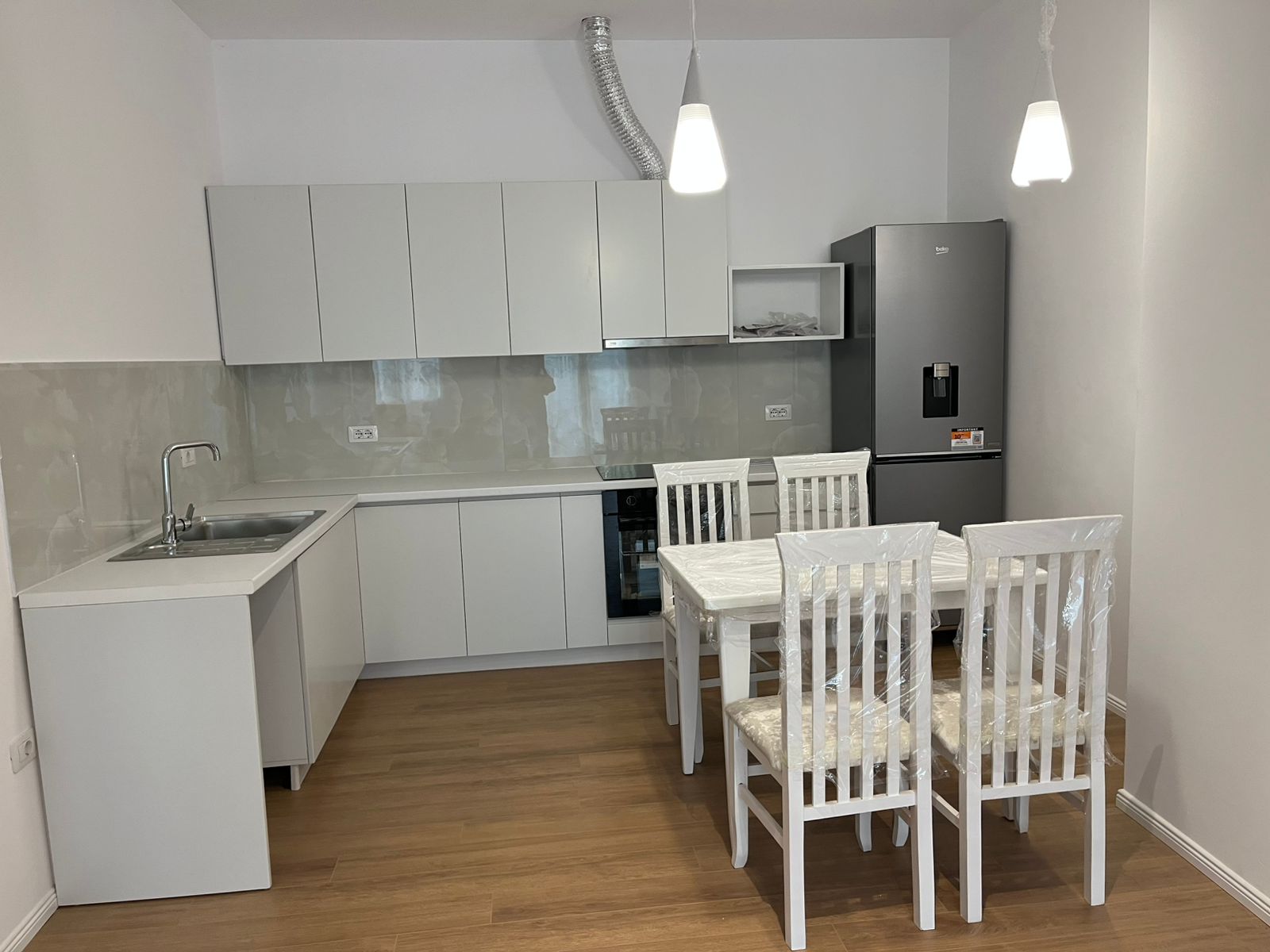 🏡✨ JEPET ME QIRA APARTAMENT 1+1 – ALI DEMI, TIRANË ✨ - 4