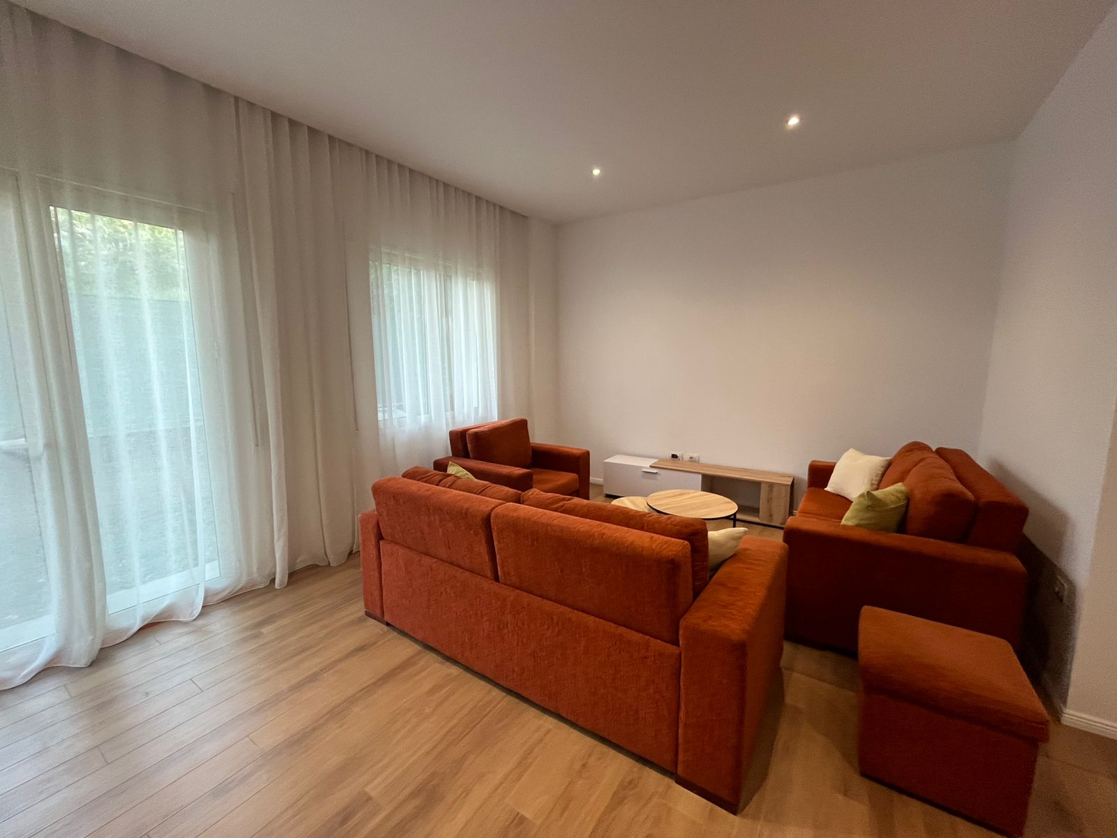 🏡✨ JEPET ME QIRA APARTAMENT 1+1 – ALI DEMI, TIRANË ✨ - 1