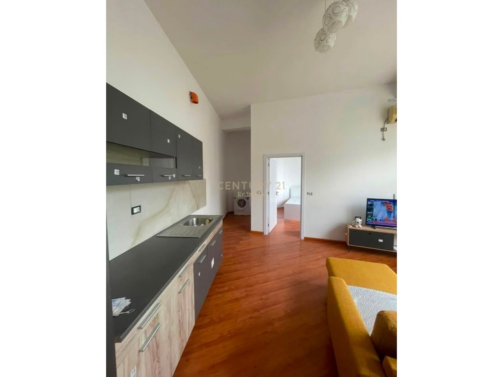 Apartament 1+1 me Qira te Kopshti Zoologjik 450 € /Muaj - 2
