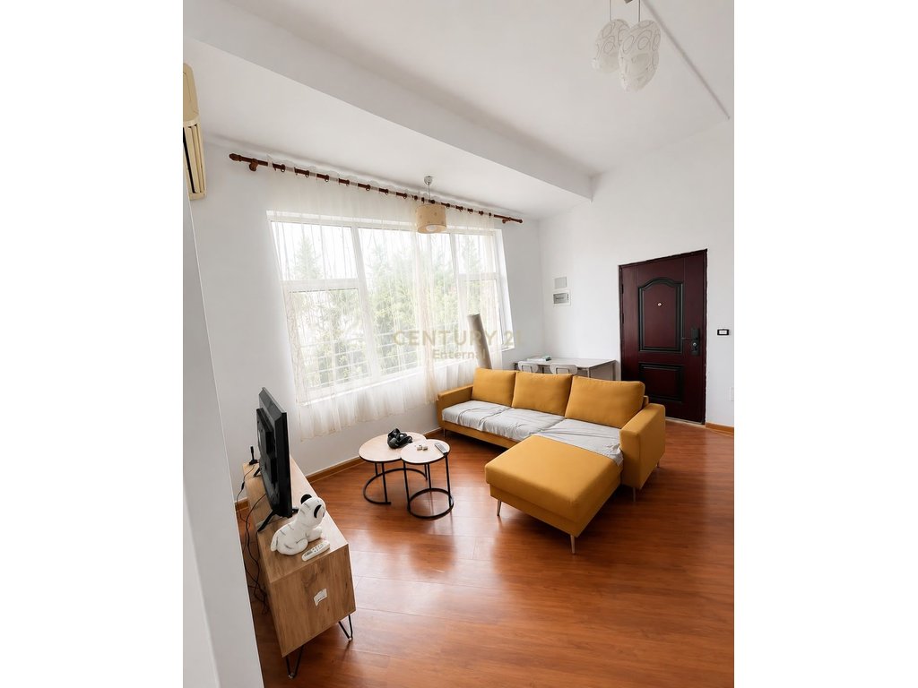 Apartament 1+1 me Qira te Kopshti Zoologjik 450 € /Muaj