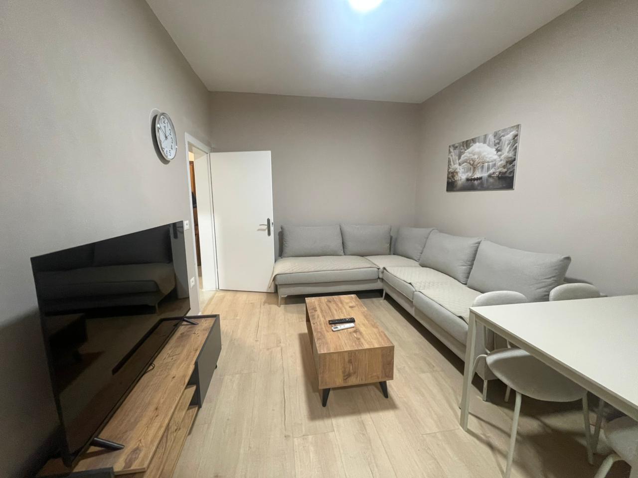 🏡✨ JEPET ME QIRA APARTAMENT 1+1 – ALI DEMI, TIRANË ✨ - 2