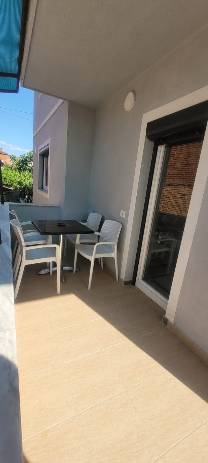 🏡✨ SHITET SHTËPI 2-KATËSHE + ÇATI PAPAFINGO – QENDËR, POGRADEC ✨ - 2