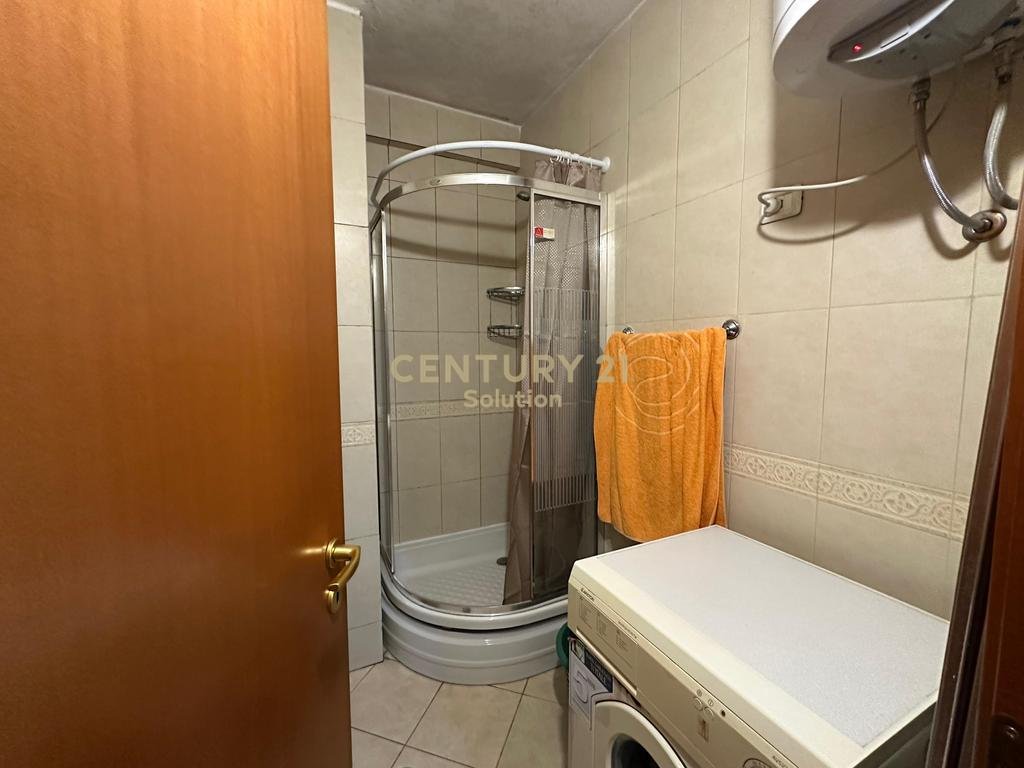JEPET ME QIRA DUPLEX 1+1 TEK LULISHTJA E KOMUNES SE PARISIT! 500 € /Muaj - 5