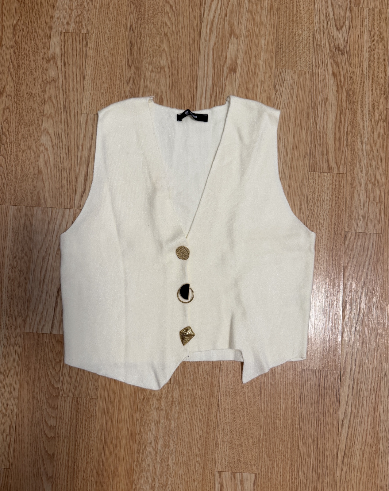 Cropped vest