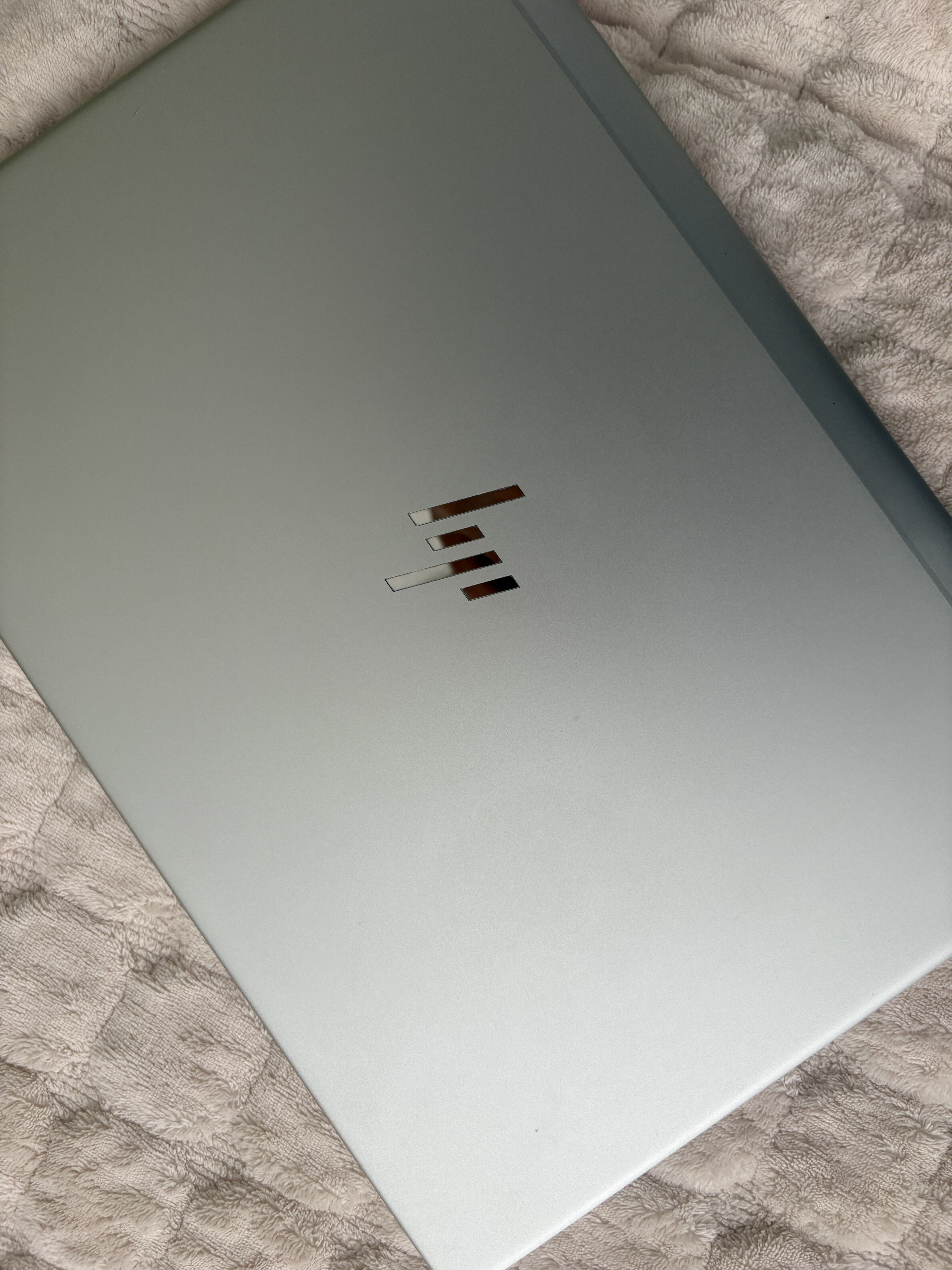 HP EliteBook 745 G6 – Windows 11 Pro