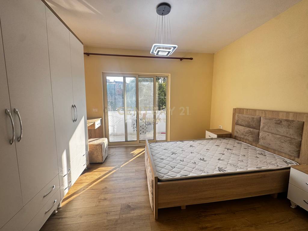 JAPIM ME QERA 2+1 TEK MINE PEZA 650 € /Muaj - 3