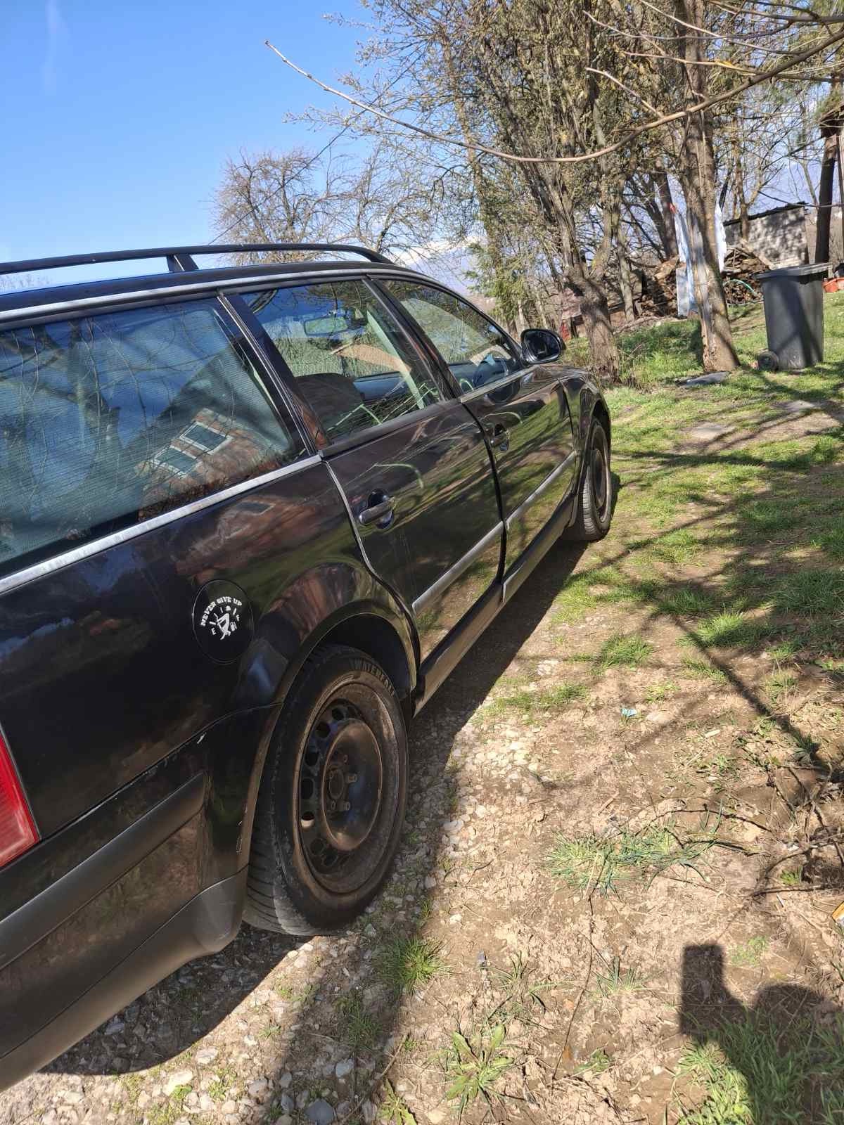 shitet vw passat 1.9 viti 2004 i rrujtum servisat e krym - 1
