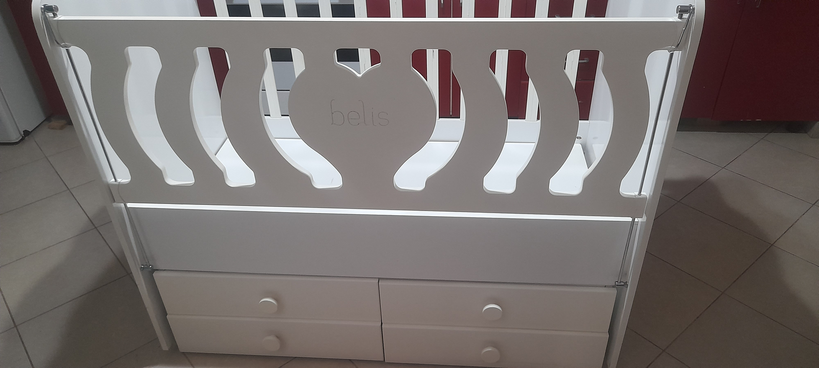Shitet krevat per bebe ne gjendje shume te mire - 1