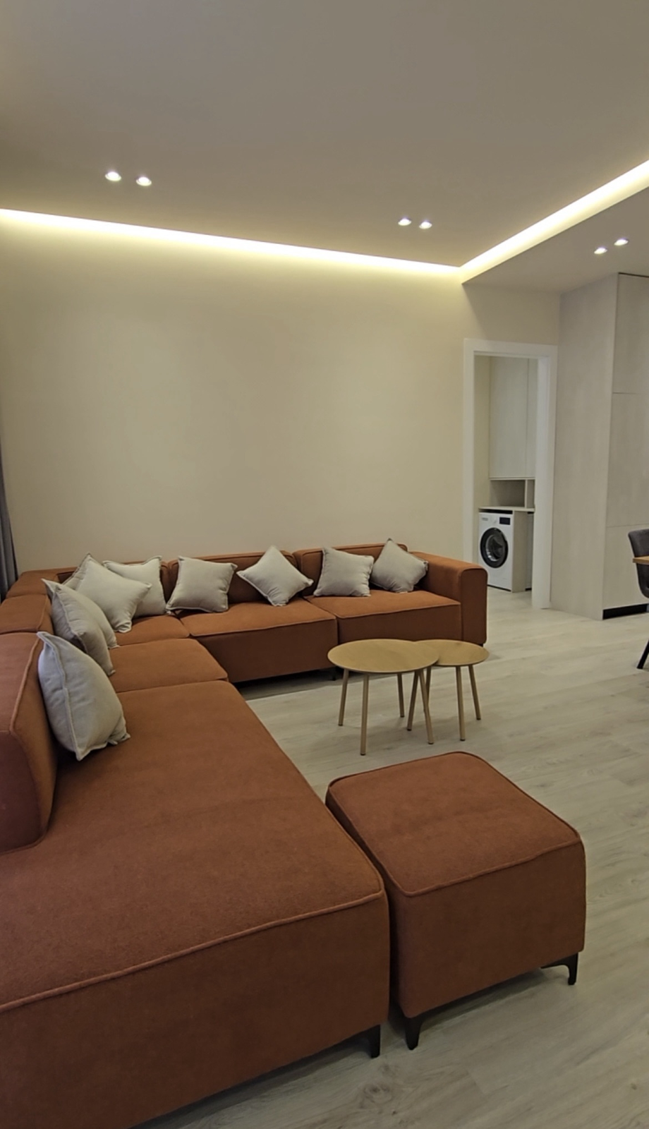 Apartament 2+1+Post Parkimi me qira - 1