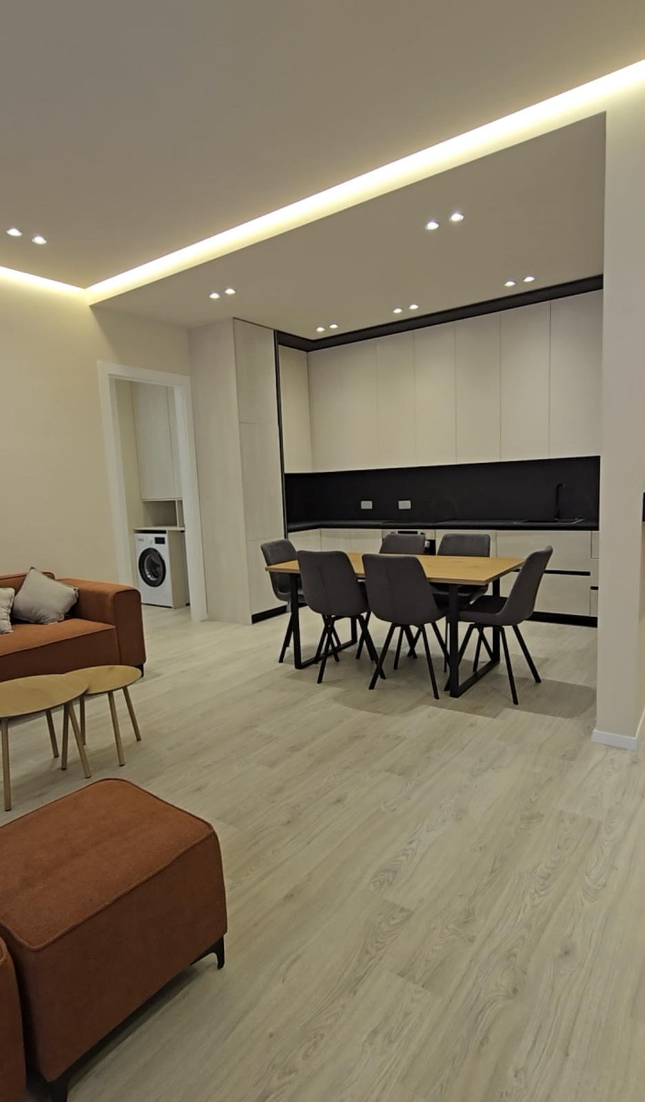 Apartament 2+1+Post Parkimi me qira - 2