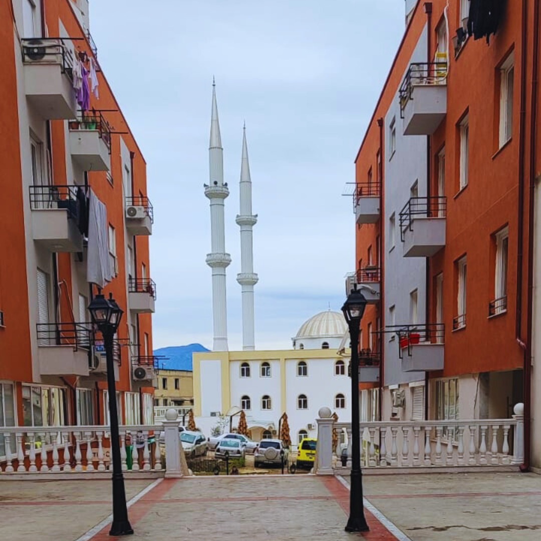 🏢✨ SHITET AMBIENT BIZNESI – PRANË XHAMISË SË SELITËS ✨ - 2