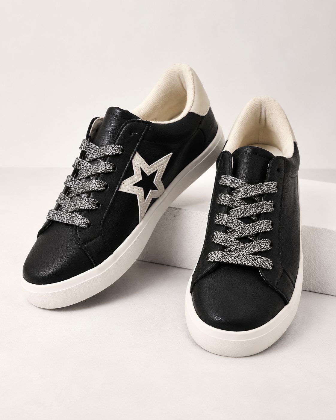 Atlete Time and Tru – American Brand - 1