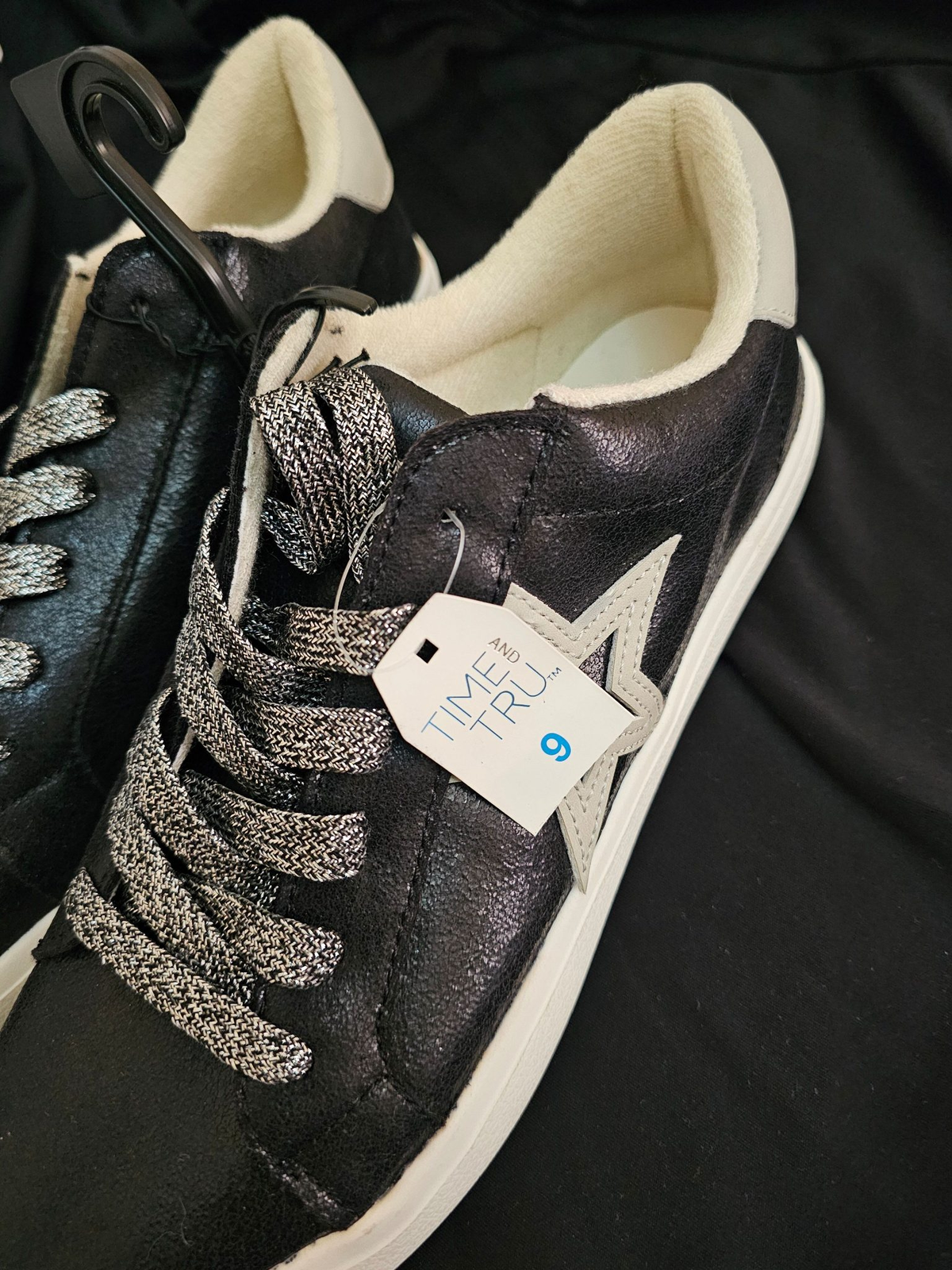 Atlete Time and Tru – American Brand - 3