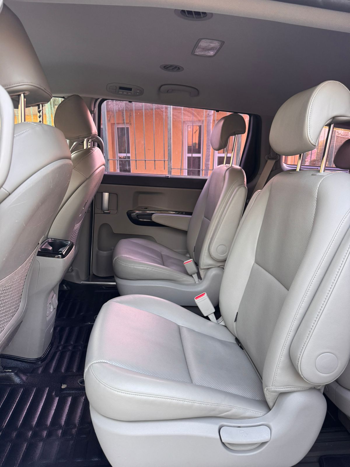 Shes Kia Carnival 9 vendeshe - 10