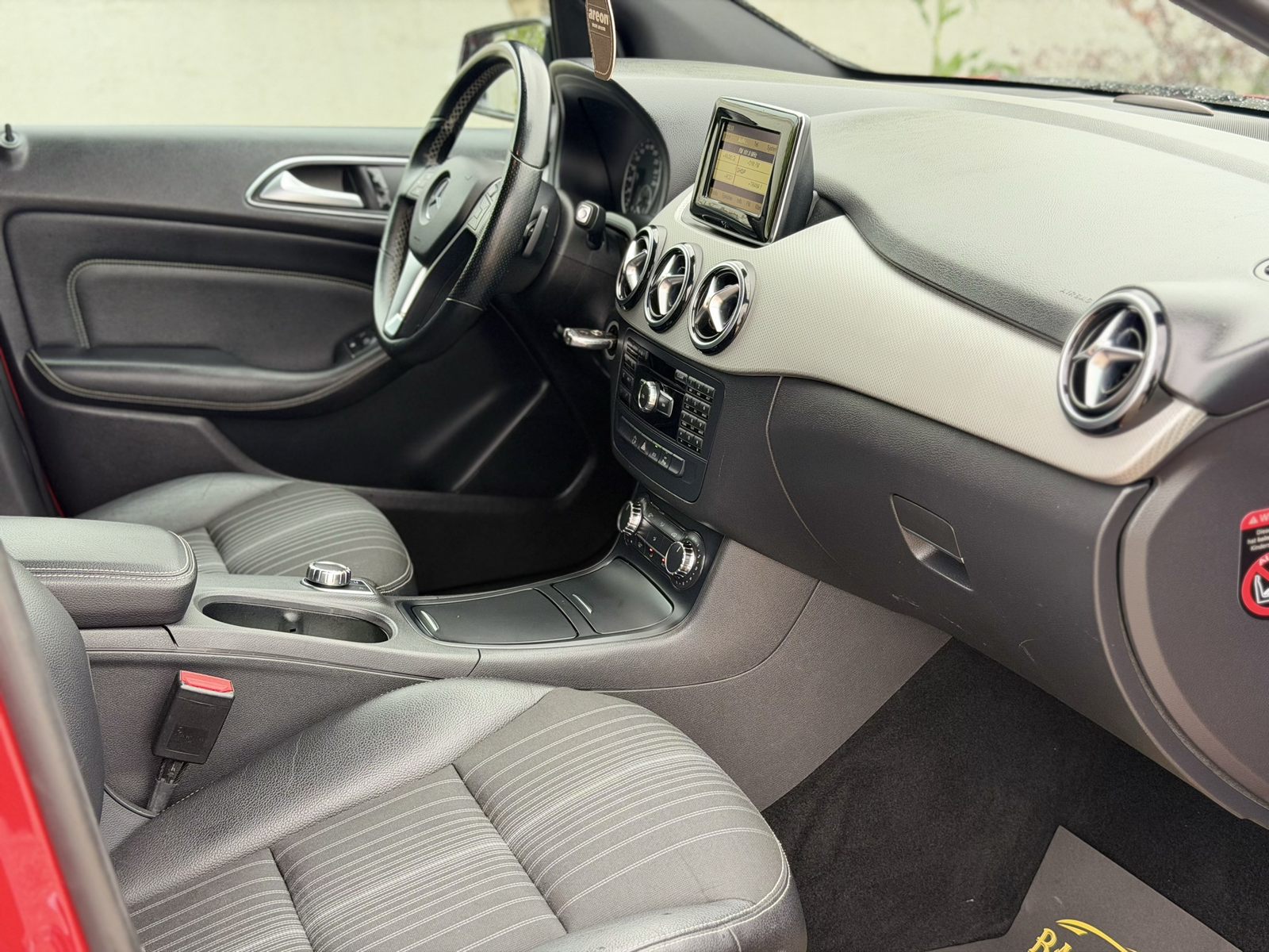 MERCEDES BENZ B-CLASS 200 CDI. AUTOMATIKE. 2013 - 7
