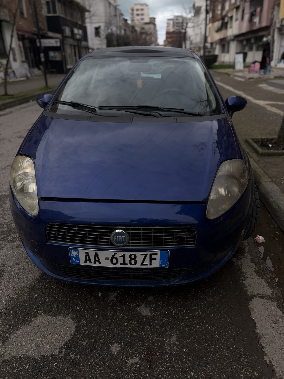 shitet fiat grande punto motorr 1.9 nafte viti 2007 full panoram kambjo manuale 6+r disqe sportive - 3