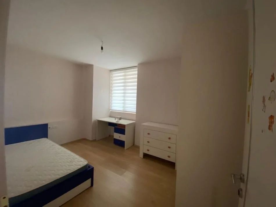 Jepet me qera apartment i MOBILUAR 2+1 - 8