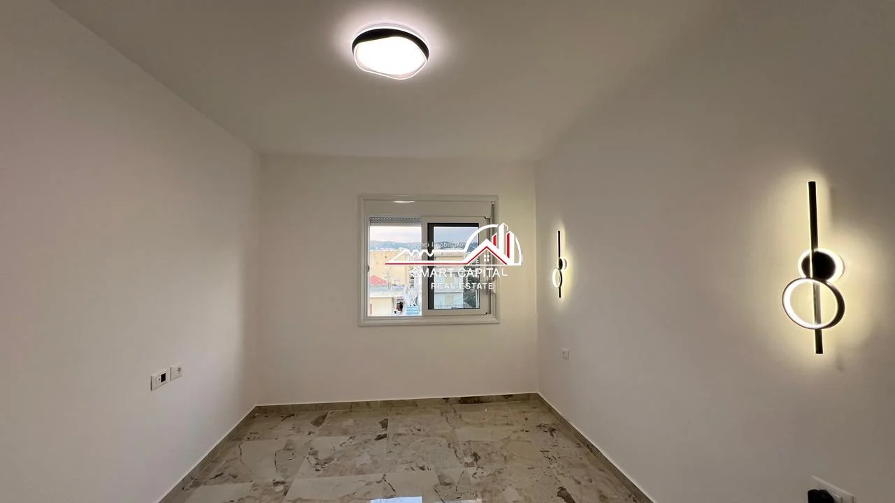 SHITET APARTAMENT 1+1 NË ÇOLE TEK PALLATET E GORISHTIT,VLORË! - 6