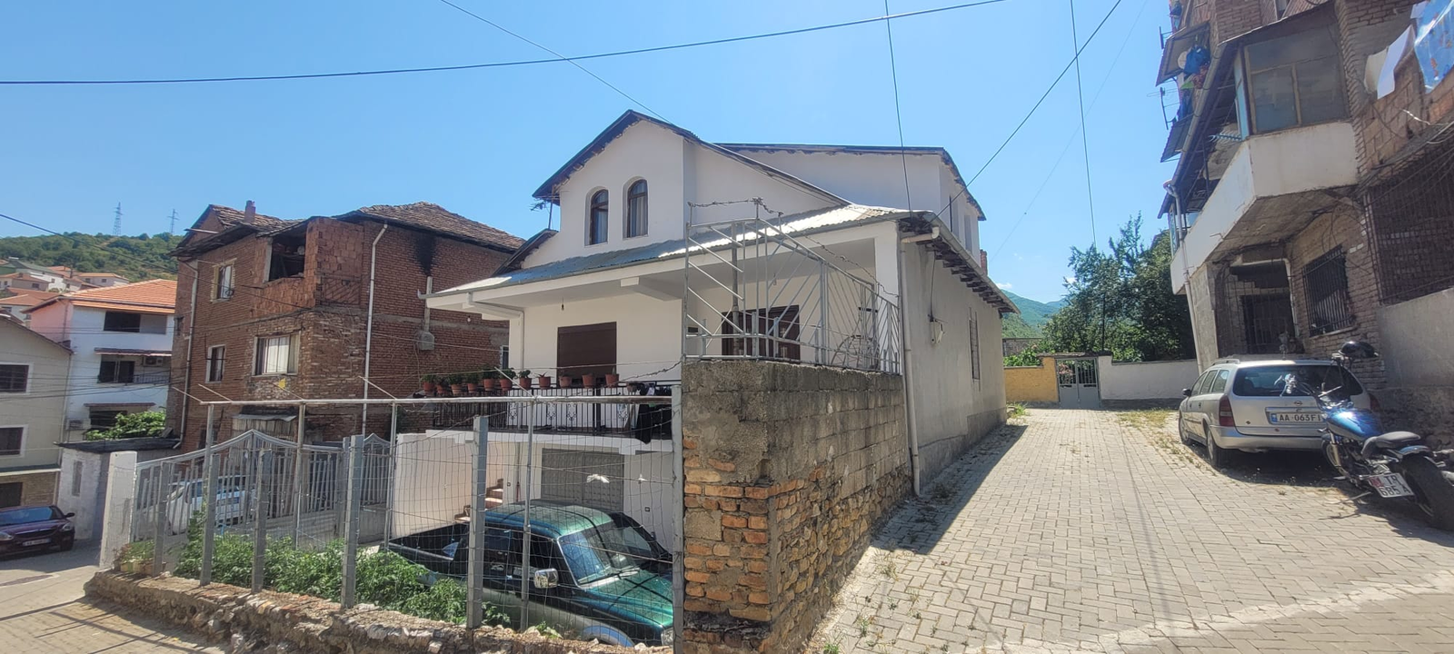 🏡 Shitet Shtëpi 3-Katëshe në Pogradec – Super Mundësi!