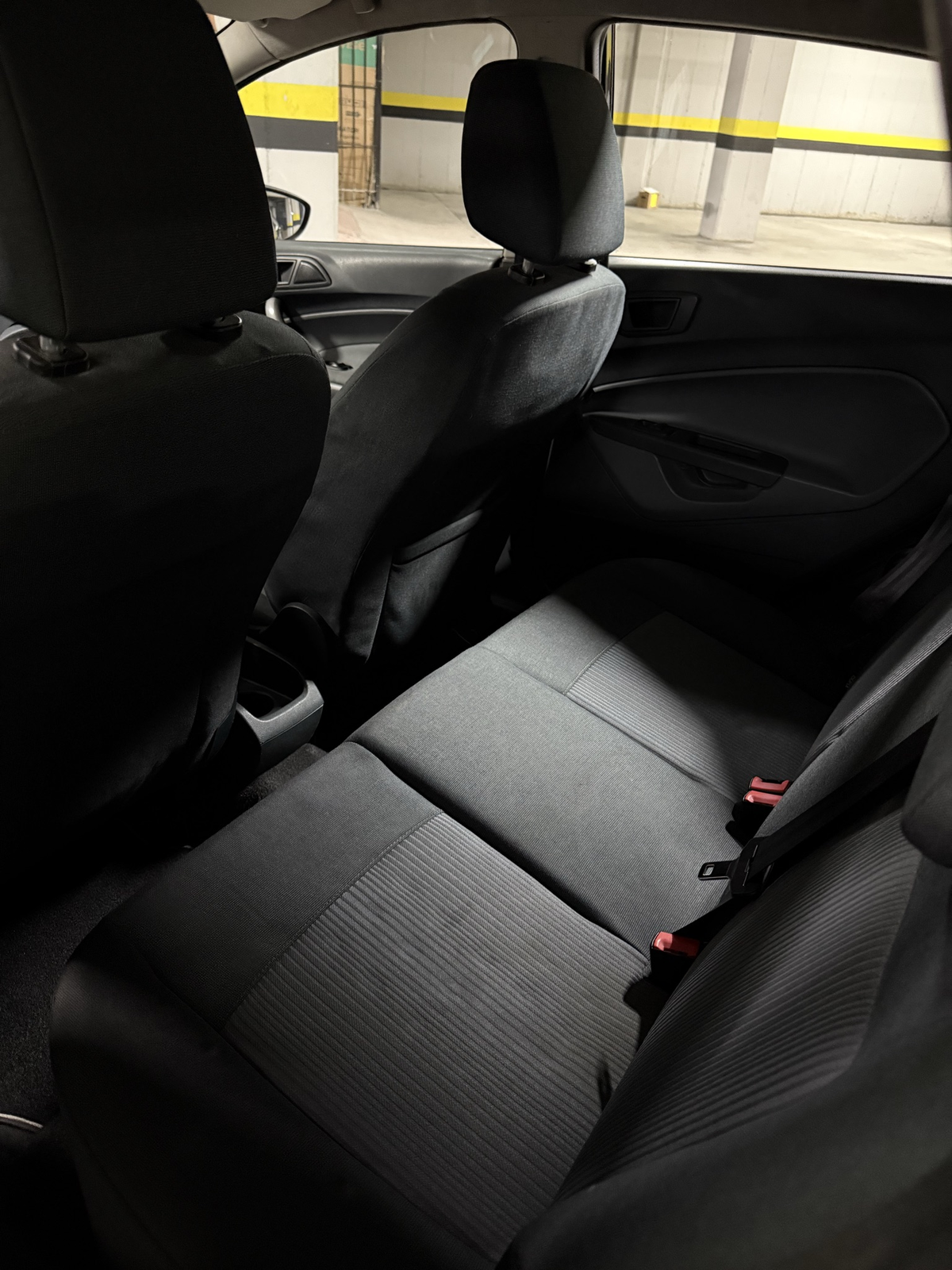 FORD FIESTA. 1.4 NAFT VIZI 2010MANUAL SUPER EKONOMIKE.ME DOGAN TE PAGUAR.I PERSHTATSHEM PER PATENTA - 5